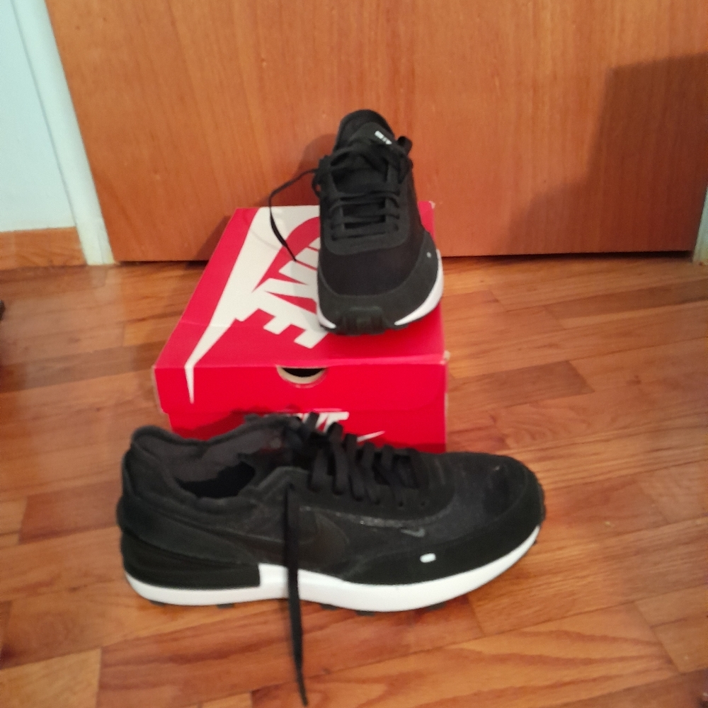 Nike Waffle One